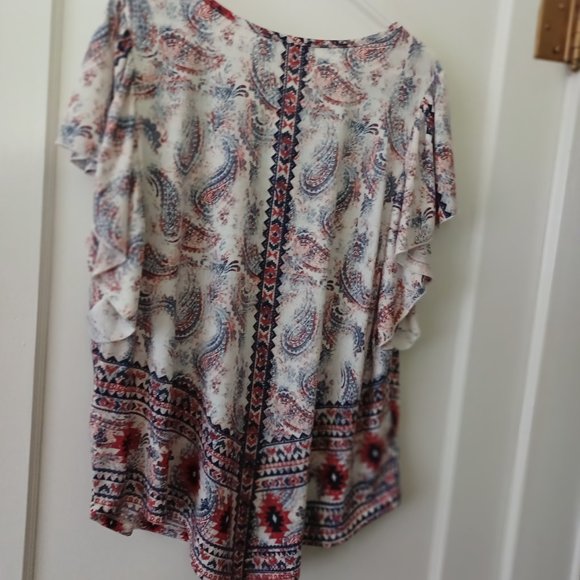 Red, White, and Blue Top - Very Patriotic with a bit of flair - Picture 5 of 5